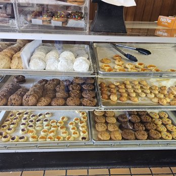 Rolling Pin Donuts - Donuts Near Me - San Bruno, California Rolling Pin Donuts - Donuts Near Me - San Bruno, California