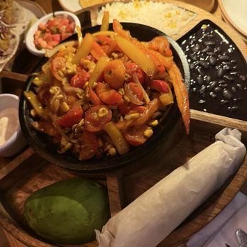 Meximodo - Fajita platter - Mexican Near Me - Jersey City, New Jersey Meximodo - Fajita platter - Mexican Near Me - Jersey City, New Jersey