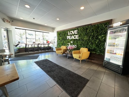 Crate & Press Juice Bar by null