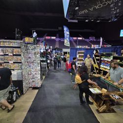 Pensacon - PensaCon Comic Con - isle B