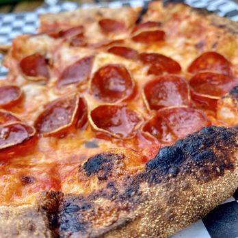 La Crosta Wood Fired Pizza - Pepperoni pizza - Pizza Near Me - Whittier, California