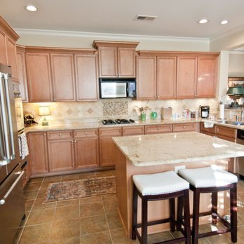 MiniMax Kitchen & Bath - a small kitchen with a large island - Interior Design Near Me - Bartlett, Tennessee MiniMax Kitchen & Bath - a small kitchen with a large island - Interior Design Near Me - Bartlett, Tennessee