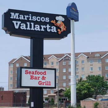 Mariscos Vallarta - a sign for a seafood bar and grill - Mexican Near Me - Chattanooga, Tennessee Mariscos Vallarta - a sign for a seafood bar and grill - Mexican Near Me - Chattanooga, Tennessee