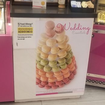 Le Macaron Ridge Hill - Gelato Near Me - Yonkers, New York