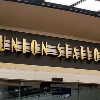 Chicago Union Station - LOVE the Art Deco font. Union Station will celebrate its 100th anniversary in 2025! - Train Stations Near Me - Chicago, Illinois