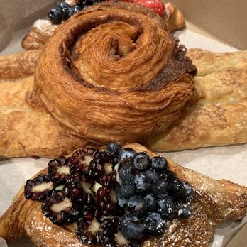 Fior di Latte - Cafes Near Me - Burnaby, British Columbia
