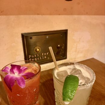 The Hideaway - Pink margarita left, Tommy's margarita right - Steakhouses Near Me - Beverly Hills, California
