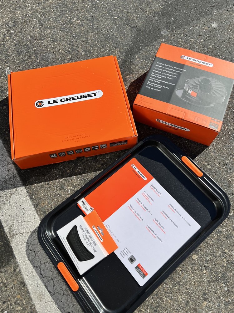 LE CREUSET OUTLET STORE Updated July 2024 38 Photos & 44 Reviews
