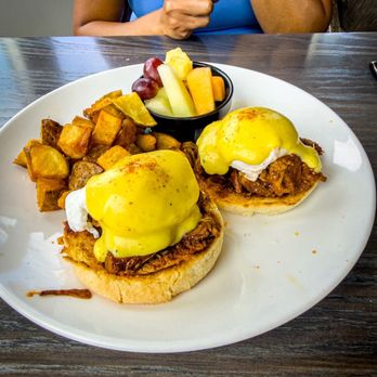 Xclusive Riviera - Bars Near Me - San Clemente, California