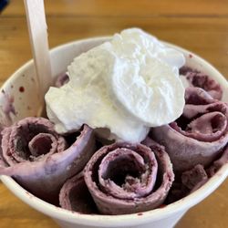 Aloha Ice Cream and Dessert Spa - Keep Tahoe Berried 6.5/10