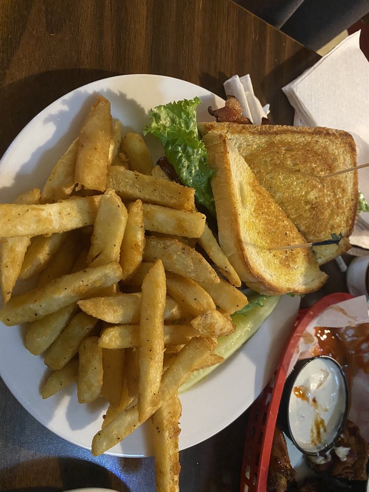 Big Apple Grill And Bar