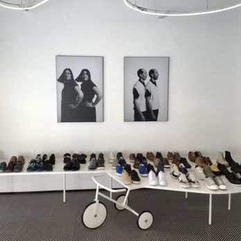 Camper - Shoe Stores Near Me - Rome, RM