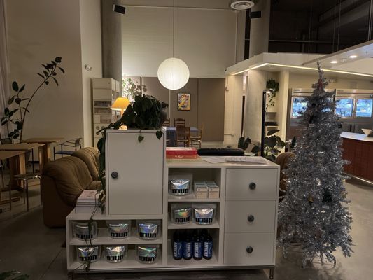 noun coffee + wine by null