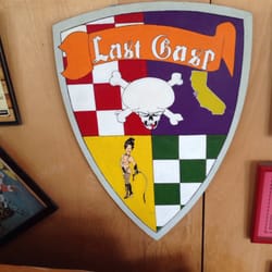 Last Gasp - The crest!