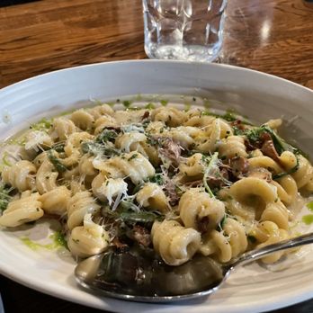 Trestles Restaurant - Chanterelle pasta - New American Near Me - Capitola, California Trestles Restaurant - Chanterelle pasta - New American Near Me - Capitola, California