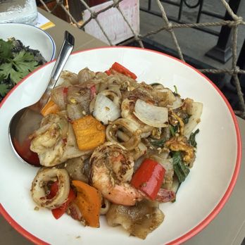 Chalong - Thai Near Me - New York, New York Chalong - Thai Near Me - New York, New York