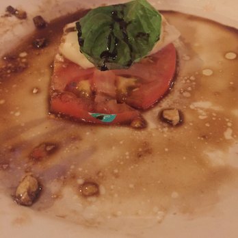 Paddlers Pub - Tomato with a STICKER - Pizza Near Me - Salisbury, Vermont Paddlers Pub - Tomato with a STICKER - Pizza Near Me - Salisbury, Vermont