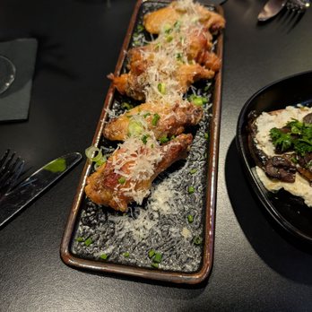 Rebellion Gastro Pub - Garlic parm wings, excellent - Gastropubs Near Me - Danbury, Connecticut Rebellion Gastro Pub - Garlic parm wings, excellent - Gastropubs Near Me - Danbury, Connecticut