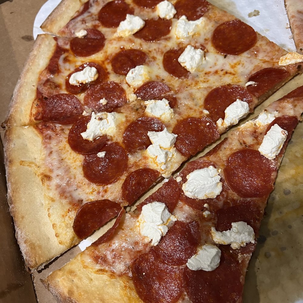 Pizza Station 826 - Pepperoni Pizza with Ricotta - Pizza Near Me - Hialeah, Florida Pizza Station 826 - Pepperoni Pizza with Ricotta - Pizza Near Me - Hialeah, Florida