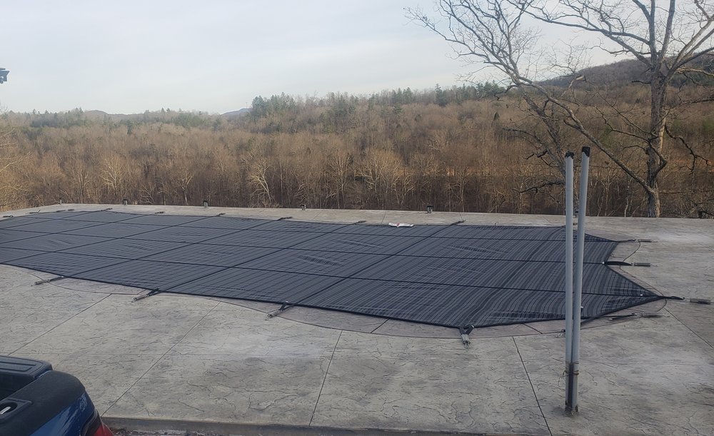 Slide of Pinnacle Contracting