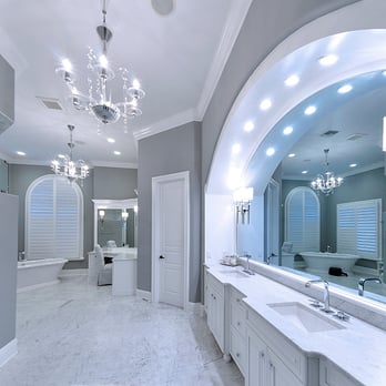 Majestic Marble and Granite - White Carrara Master Bath in Isleworth/Windermere, FL - General Contractors Near Me - Orlando, Florida Majestic Marble and Granite - White Carrara Master Bath in Isleworth/Windermere, FL - General Contractors Near Me - Orlando, Florida