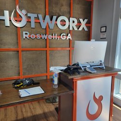 HOTWORX - Roswell - Reception
