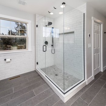 Linnius Construction - a walk - in shower and toilet - General Contractors Near Me - Bend, Oregon