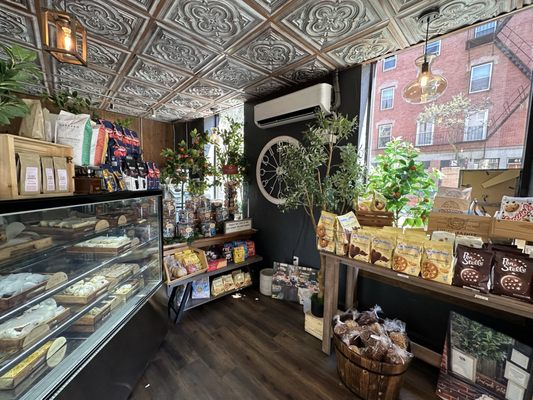 TABLE Caffé by null