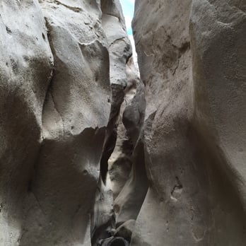 La Jolla Trail - Inside the slot canyons - Hiking Near Me - La Jolla, California