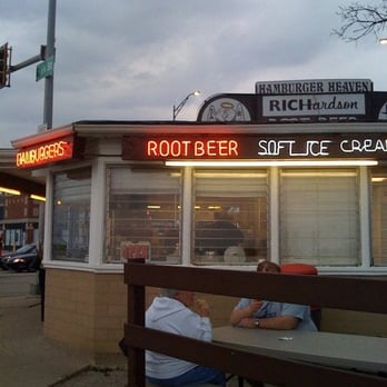 Hamburger Heaven - Richardson's Hamburger Heaven Neon Sign - Burgers Near Me - Elmhurst, Illinois Hamburger Heaven - Richardson's Hamburger Heaven Neon Sign - Burgers Near Me - Elmhurst, Illinois