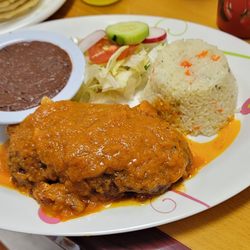 Pupuseria Salvadoreña Andrades - Chile Reyeno