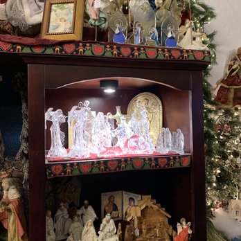 Kristopher Kyer's Christmas Corner - Holiday Decorations Near Me - Pasadena, California