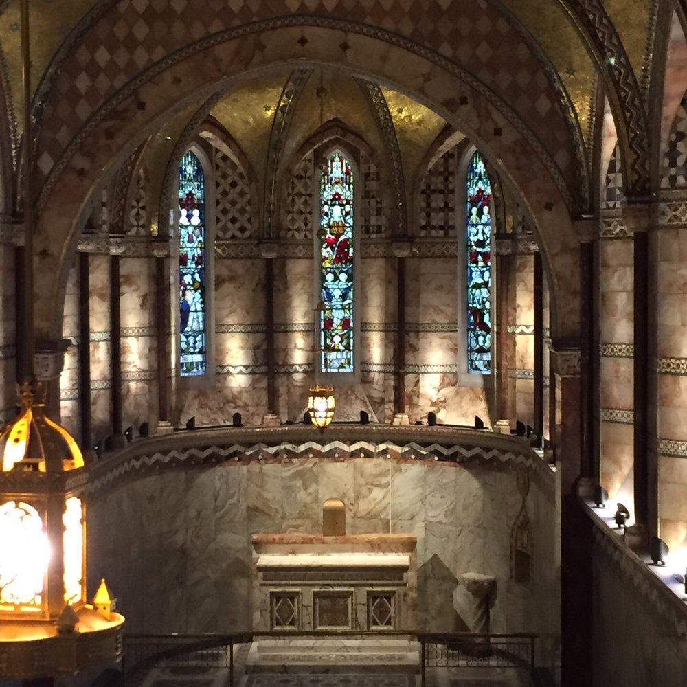 Fitzrovia Chapel - Interior if the grade 2* listed chapel - Cultural Center Near Me - London, XGL
