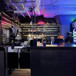Misfits - Another bar! People were doing vapor shots here