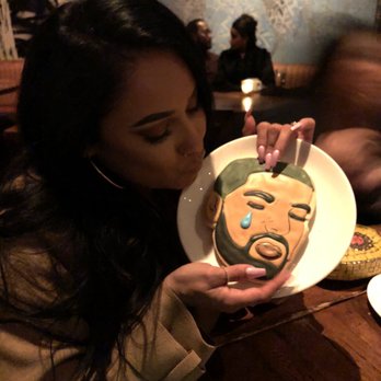 Funny Face Bakery - Vanessa love drake - Cupcakes Near Me - New York, New York