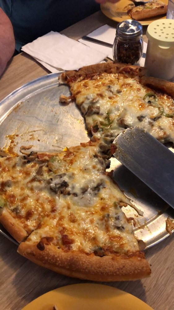 TONY’S PIZZA 47 Photos & 96 Reviews Pizza 1150 River Rd, Calabash