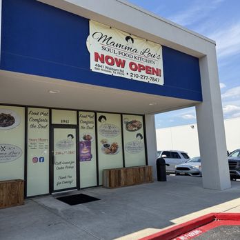 Mamma Lou’s - Outside - Soul Food Near Me - Windcrest, Texas
