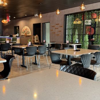 Maguro Sushi - Decor - Sushi Bars Near Me - Orlando, Florida Maguro Sushi - Decor - Sushi Bars Near Me - Orlando, Florida