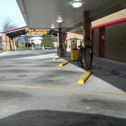 Take 5 Car Wash - Nice place but offer different cleaners please.