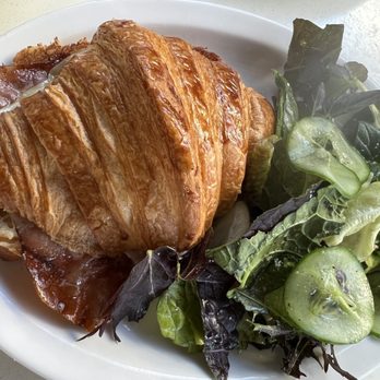 Bread & Butterfly - Toasted Prosciutto & Gruyère Croissant - Breakfast & Brunch Near Me - Atlanta, Georgia