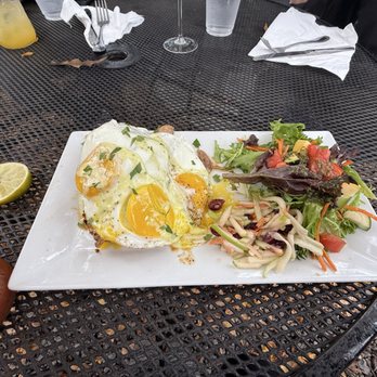 Leaping Lizard Cafe - Duck Hash with sweet potato bread - Cafes Near Me - Virginia Beach, Virginia