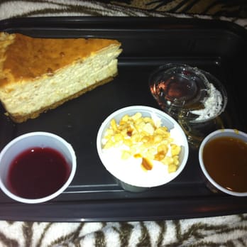 Yard House - Macadamia nut cheesecake - Bars Near Me - Glenview, Illinois Yard House - Macadamia nut cheesecake - Bars Near Me - Glenview, Illinois