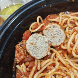Rigatoni's Restaurant - Spaghetti and meatballs, though these meatballs look like they're made from ground pork, and no beef.