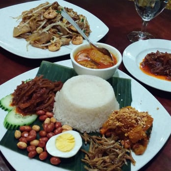 Rasa Malaysia - Char Kway Teow and Nasi Lemak with extra sambal! - Malaysian Near Me - Chapel Hill, North Carolina
