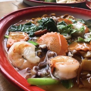 Mae Sri - Seafood Rad Na - Thai Near Me - Montreal, Quebec Mae Sri - Seafood Rad Na - Thai Near Me - Montreal, Quebec