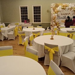 First Parish Church of Stow and Acton - Linens available in white and yellow to add to rentals