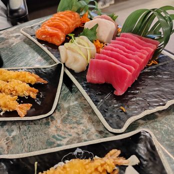 Sumo Sushi & Grill - Mixed Sashimi and Tempura Shrimp - Japanese Near Me - Tacoma, Washington Sumo Sushi & Grill - Mixed Sashimi and Tempura Shrimp - Japanese Near Me - Tacoma, Washington