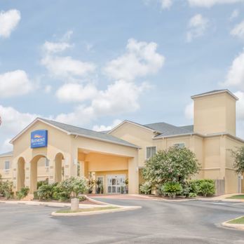 Baymont by Wyndham Cornelia - Hotels Near Me - Cornelia, Georgia