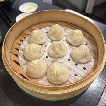 Dough Zone Dumpling House - San Jose - Pork Xiao Long Bao (8) 鲜肉小笼包 - Noodles Near Me - San Jose, California Dough Zone Dumpling House - San Jose - Pork Xiao Long Bao (8) 鲜肉小笼包 - Noodles Near Me - San Jose, California