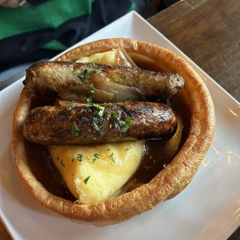 George IV Bar - bangers and mash - Pubs Near Me - Edinburgh, EDH